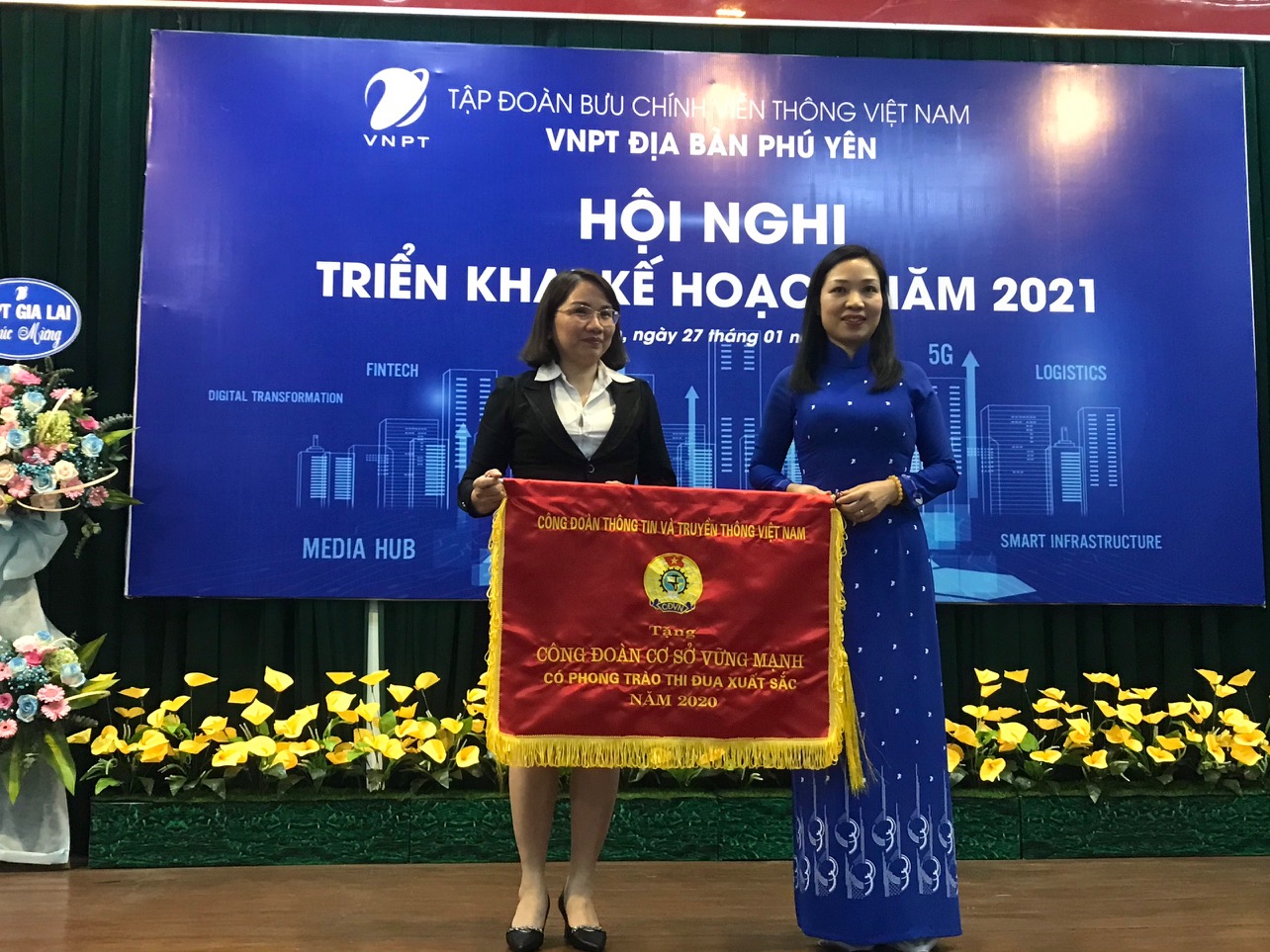 VNPT địa bàn Phú Yên tổ chức Hội nghị Triển khai Kế hoạch năm 2021 VNPT địa bàn Phú Yên tổ chức Hội nghị Triển khai Kế hoạch năm 2021